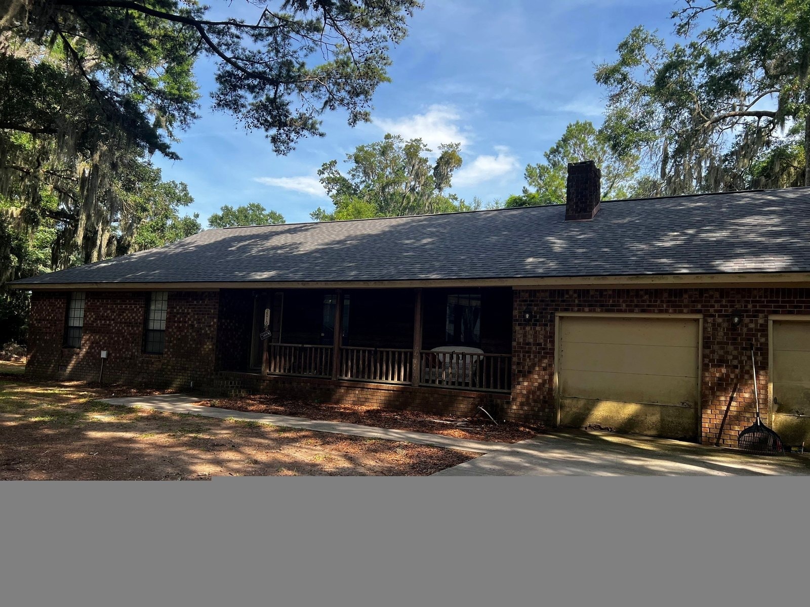 New roof replacement on brick ranch home in Beaufort SC